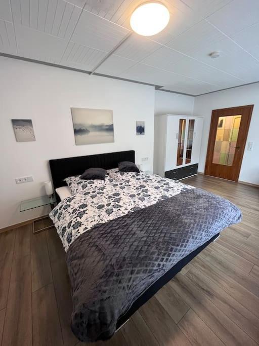 Modern Und Rustikal Mit Kamin Ferienwohnung Kohlert Bad Berleburg Dış mekan fotoğraf